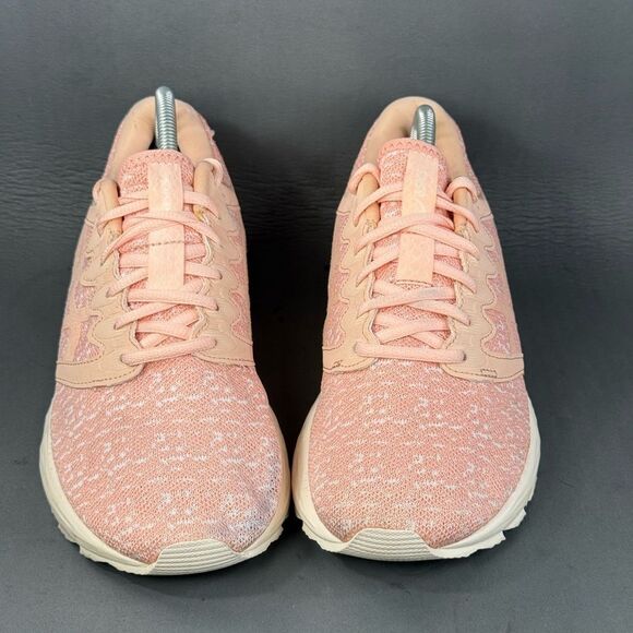 Asics Women's Roadhawk athletic sneaker running shoes size 10 - Picture 2 of 8